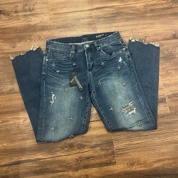 BLANKNYC Cropped Girlfriend Gemmed Jeans - Picture 2 of 13